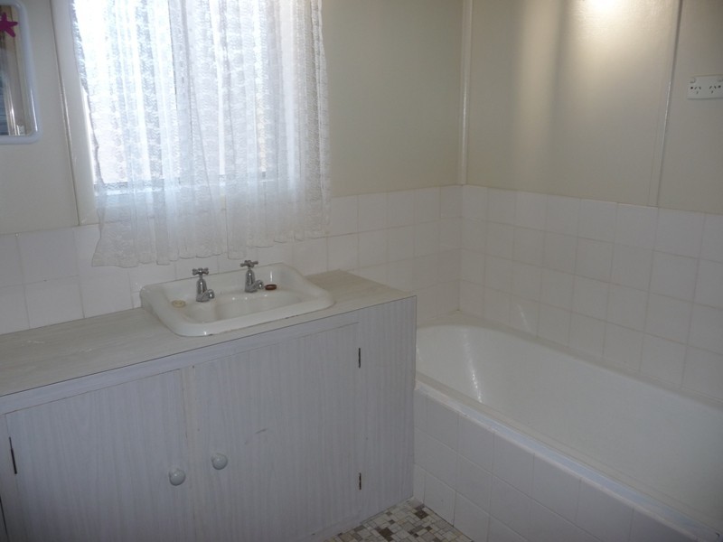 5 Norfolk Avenue, Broken Hill NSW 2880