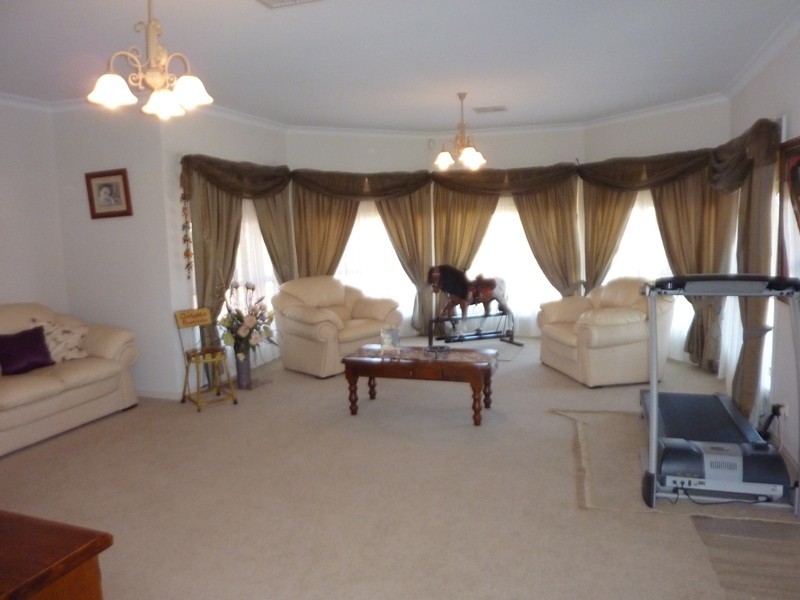 2a Hynes Street, Broken Hill NSW 2880