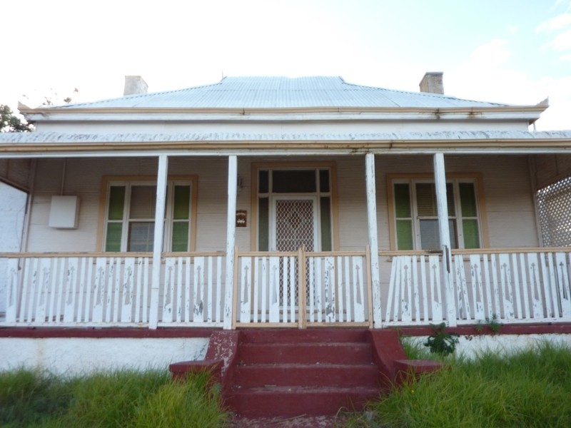 246 Cummins Street, Broken Hill NSW 2880