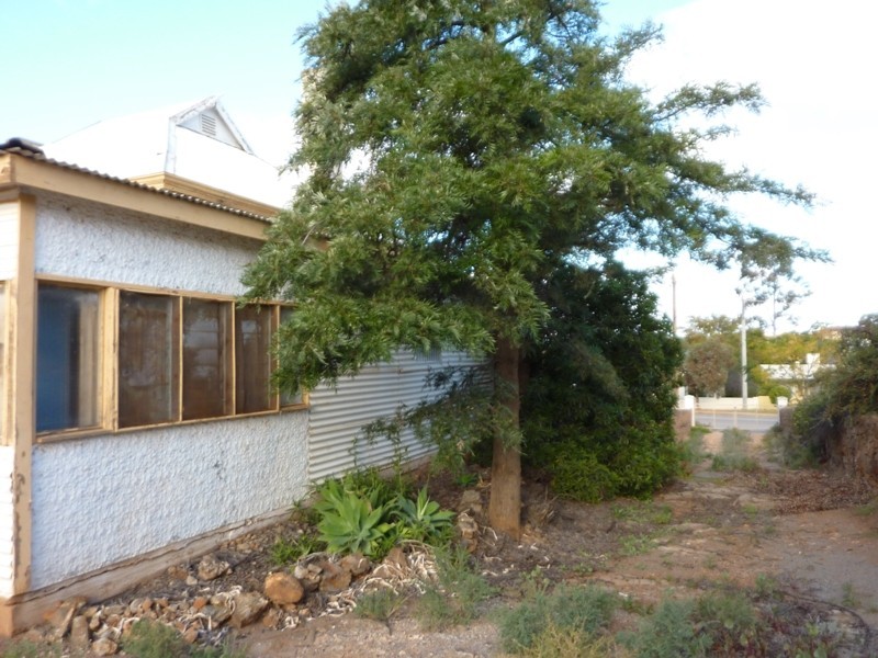 246 Cummins Street, Broken Hill NSW 2880