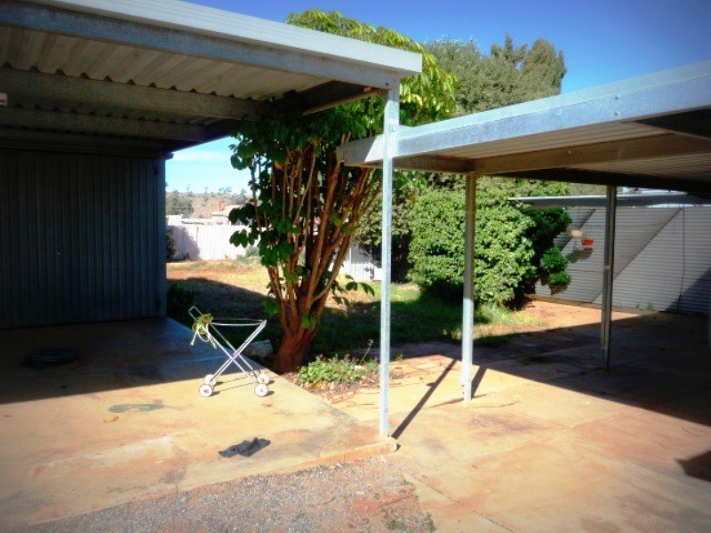 69 Gaffney Lane, Broken Hill NSW 2880