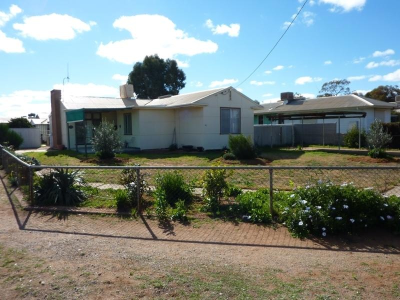 68 Knox Street, Broken Hill NSW 2880