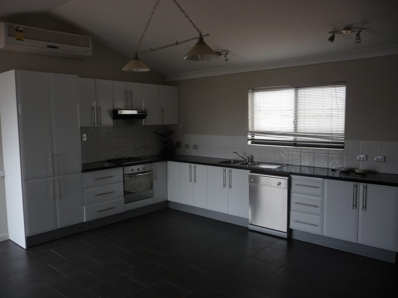 219 Duff Street, Broken Hill NSW 2880