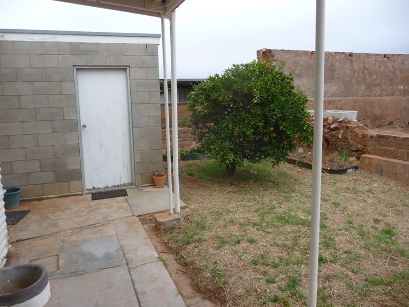 210 Pell Lane, Broken Hill NSW 2880