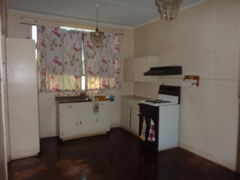 300 Boughtman Street, Broken Hill NSW 2880