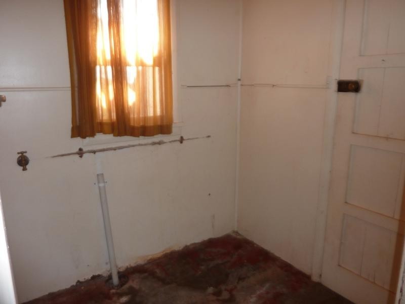 300 Boughtman Street, Broken Hill NSW 2880