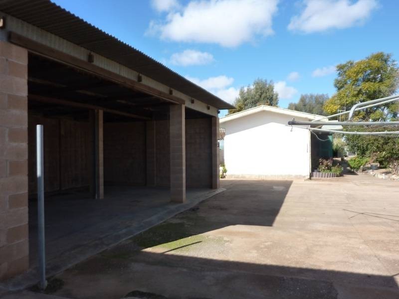 300 Boughtman Street, Broken Hill NSW 2880