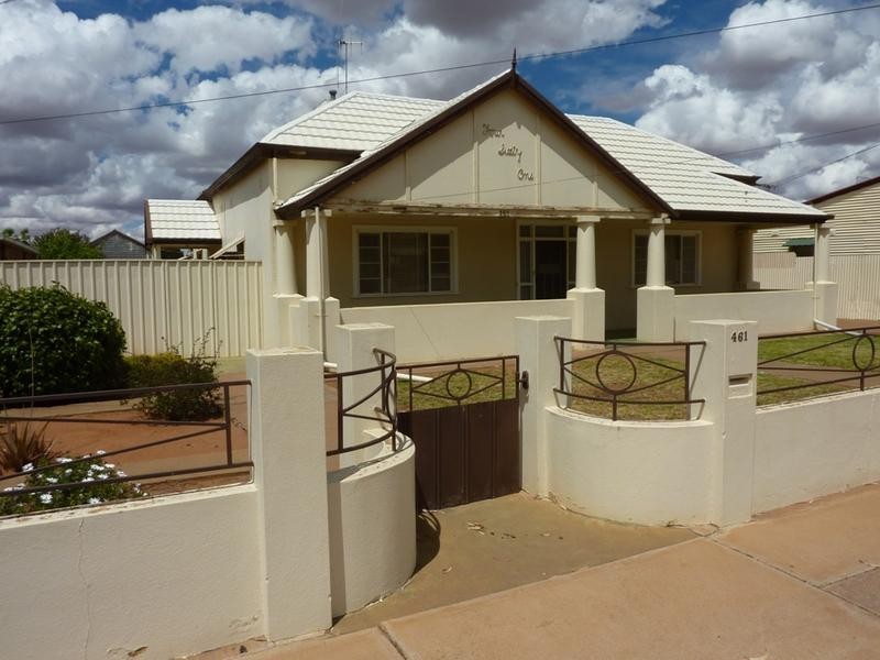 461 Lane Street, Broken Hill NSW 2880