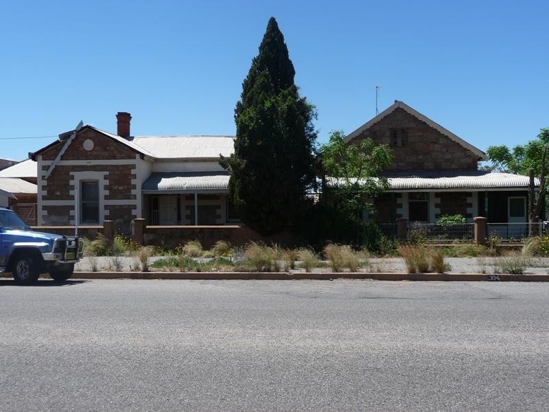 103-105 Thomas Street, Broken Hill NSW 2880