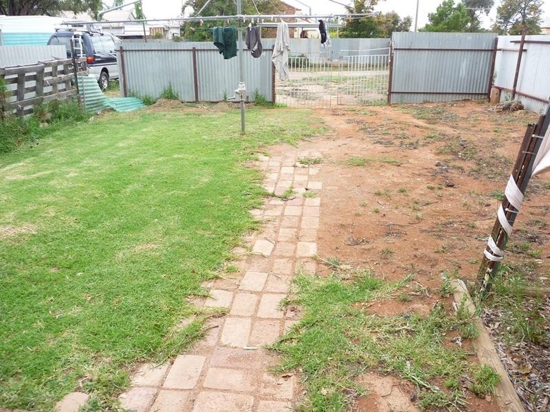 671 + 673 Chapple Street, Broken Hill NSW 2880
