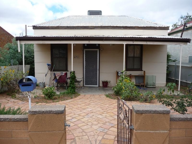 671 + 673 Chapple Street, Broken Hill NSW 2880