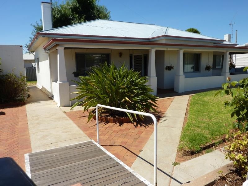 669 Chapple Street, Broken Hill NSW 2880