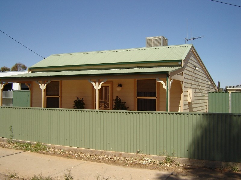 77 Gypsum Street, Broken Hill NSW 2880