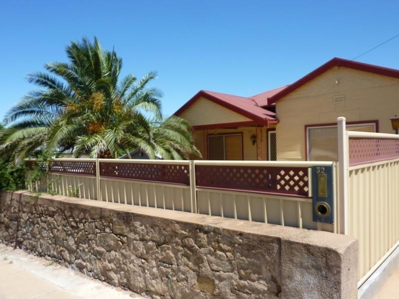 32 Cobalt Street, Broken Hill NSW 2880