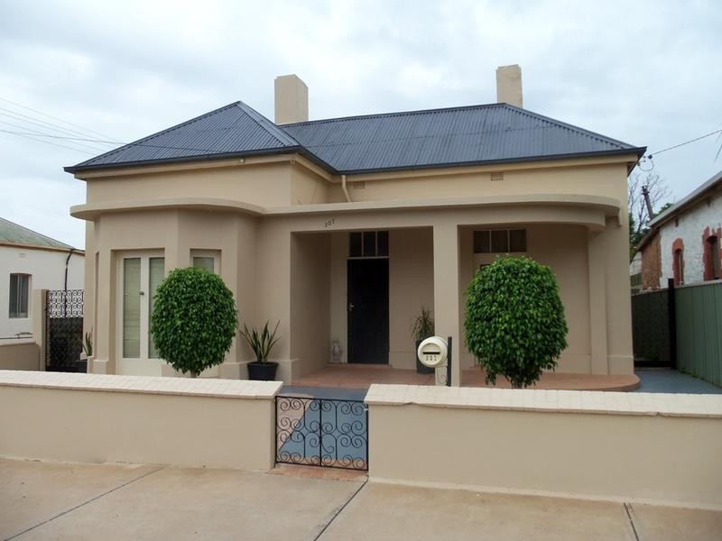 301 Oxide Street, Broken Hill NSW 2880