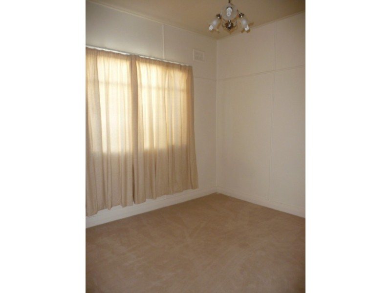 4 Clarke Street, Broken Hill NSW 2880