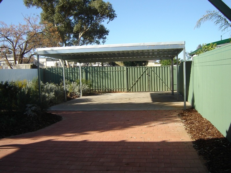 240 Oxide Street, Broken Hill NSW 2880