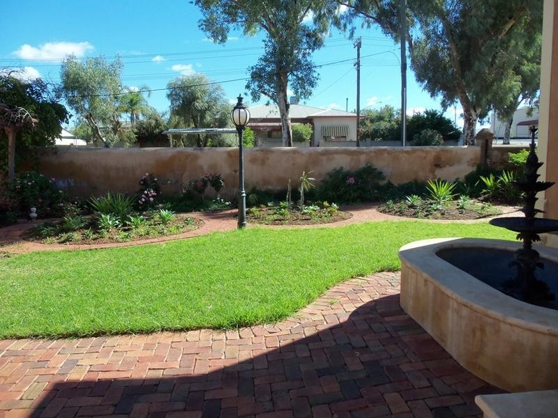 39 Gypsum Street, Broken Hill NSW 2880
