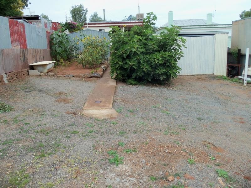 196 Carbon Street, Broken Hill NSW 2880
