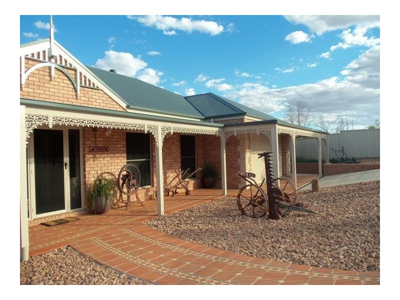 727 Chapple Street, Broken Hill NSW 2880