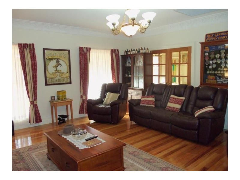 727 Chapple Street, Broken Hill NSW 2880