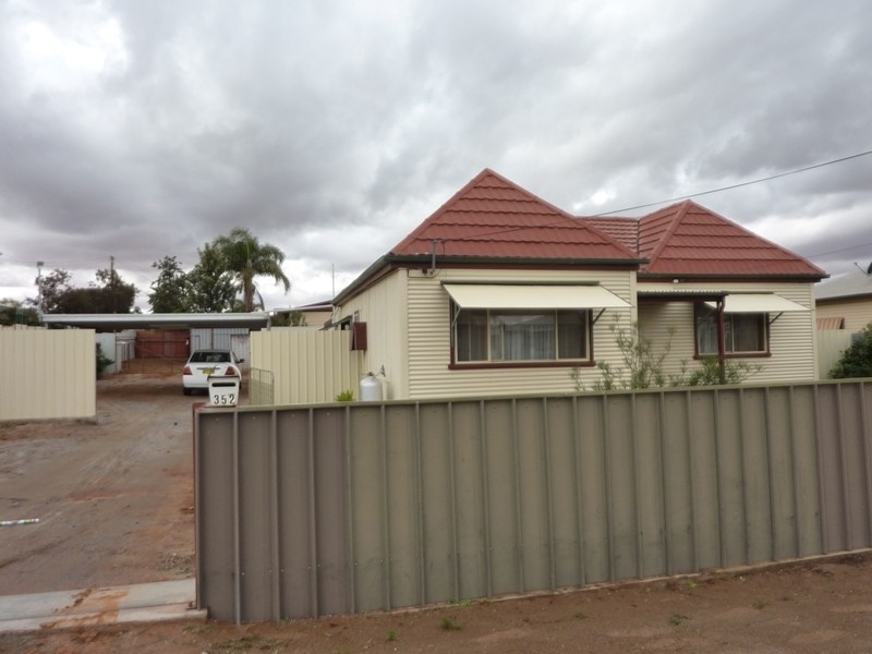 352 Gossan Street, Broken Hill NSW 2880