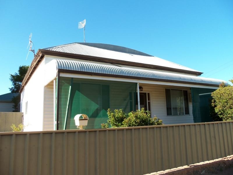 24 Central Street, Broken Hill NSW 2880