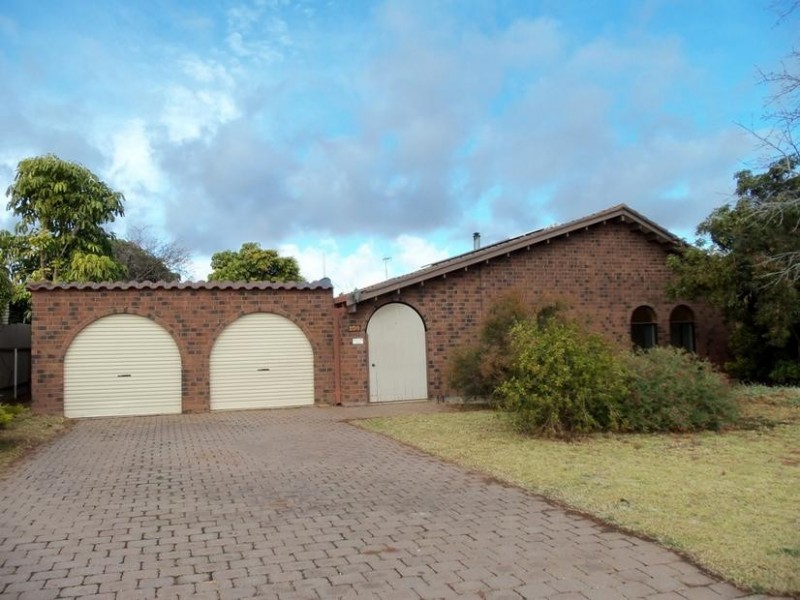 109 Willyama Street, Broken Hill NSW 2880