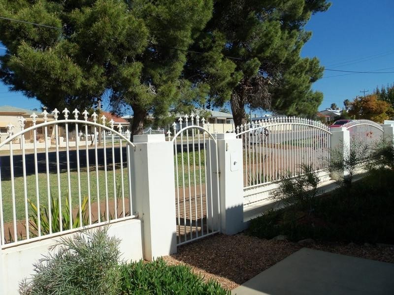 524-526 Blende Street, Broken Hill NSW 2880