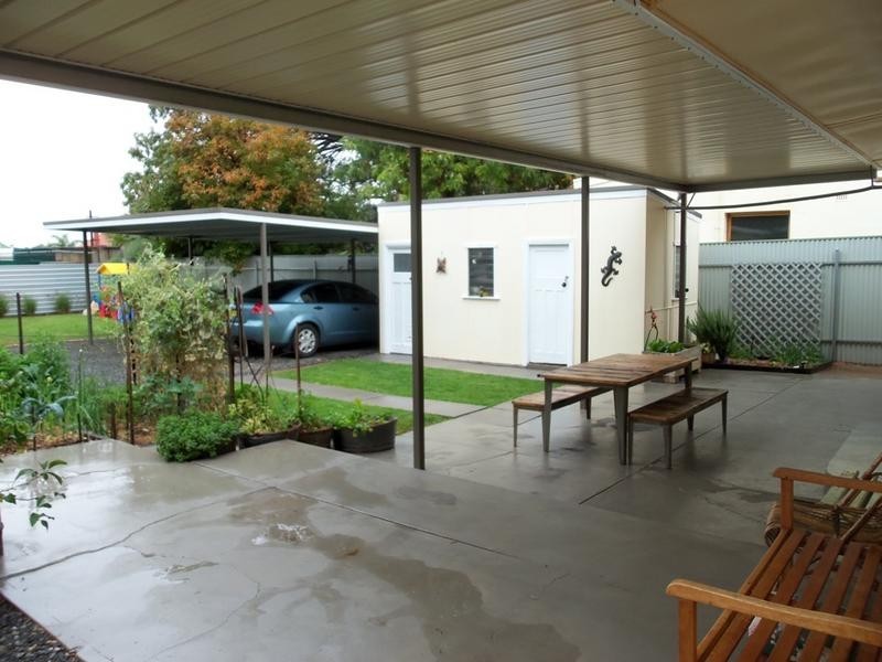 323 Cummins Street, Broken Hill NSW 2880