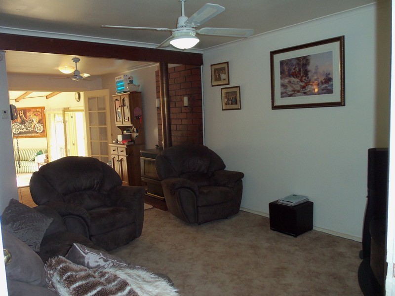 20 Lakeview Ave, Sunset Strip, Menindee NSW 2879