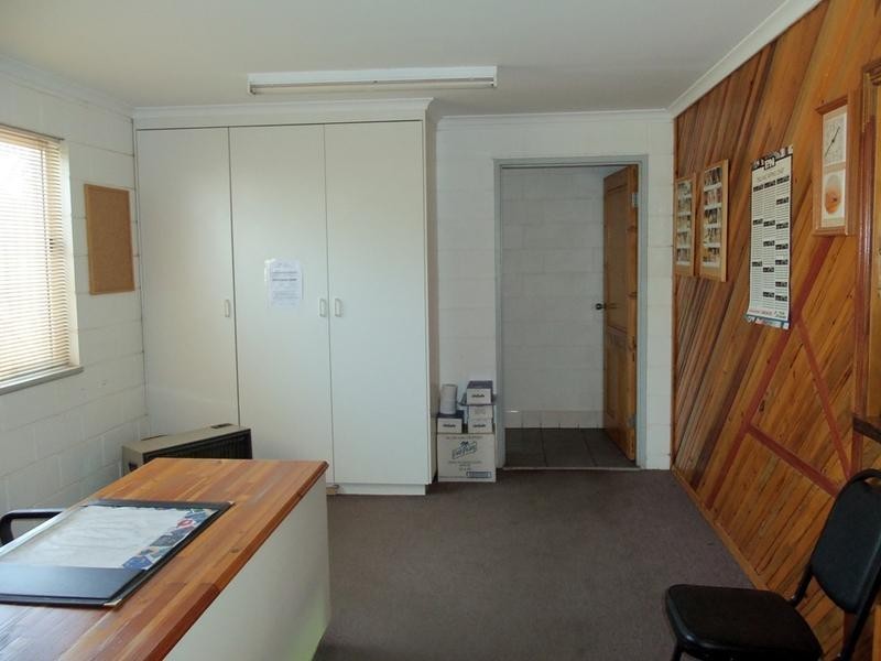 1 McGillivray Drive, Broken Hill NSW 2880