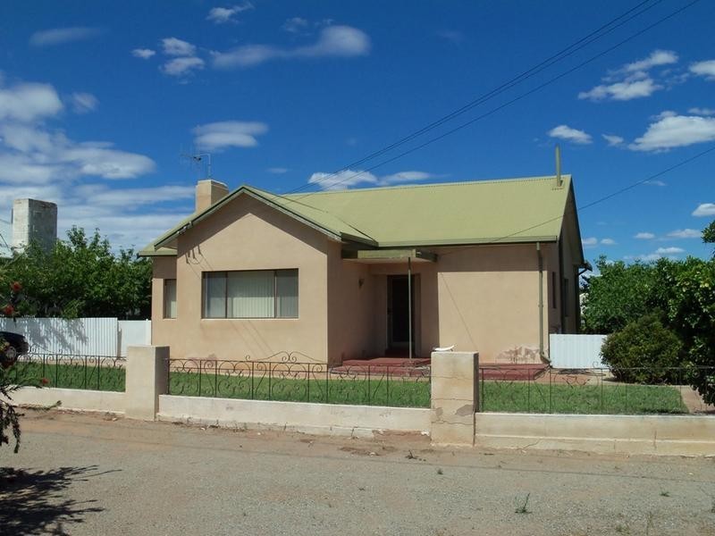 61 Boughtman Street, Broken Hill NSW 2880