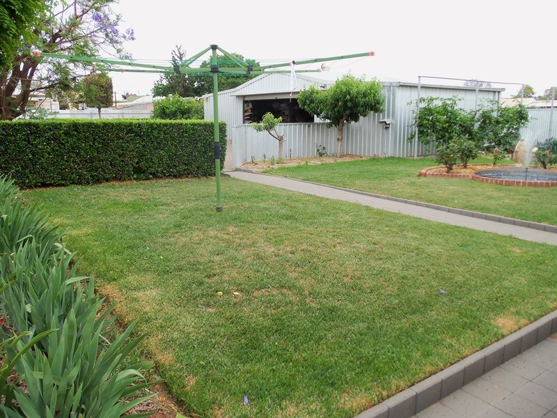 98 Beryl Street, Broken Hill NSW 2880