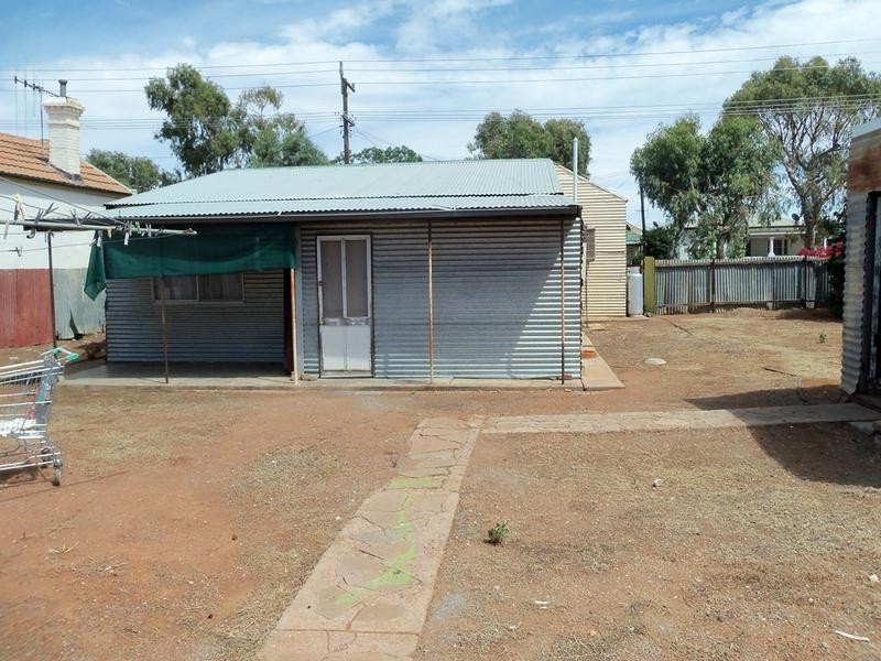 243 Hebbard Street, Broken Hill NSW 2880