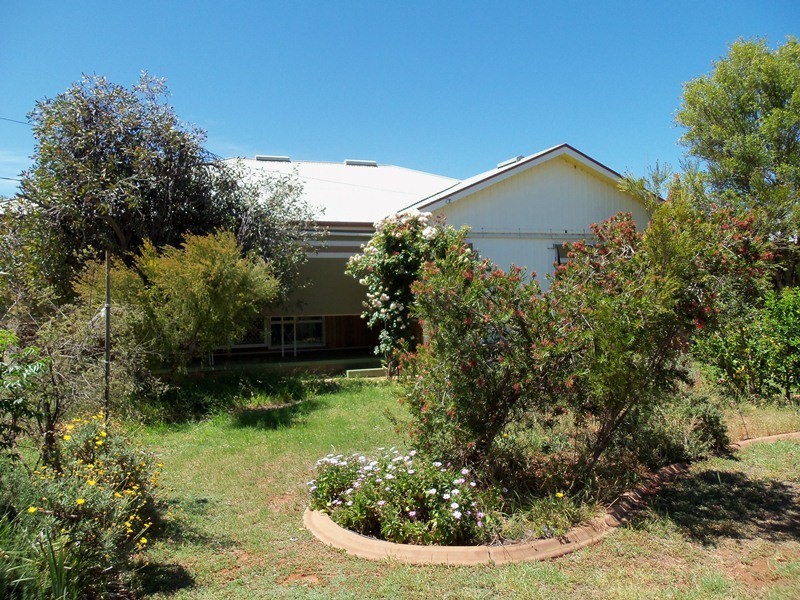 8 Brooks Street, Broken Hill NSW 2880