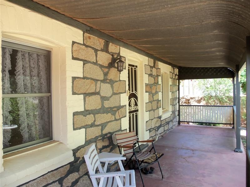 142 Gaffney Street, Broken Hill NSW 2880