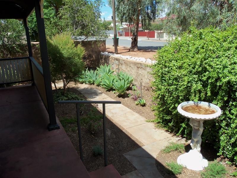 142 Gaffney Street, Broken Hill NSW 2880