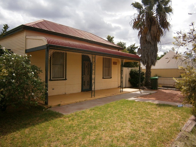75 Creedon Street, Broken Hill NSW 2880