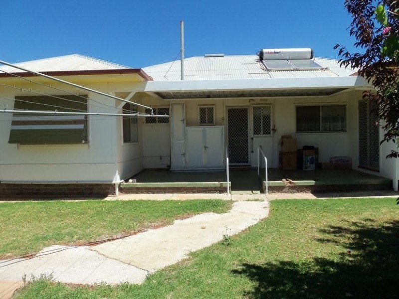 8 Brooks Street, Broken Hill NSW 2880