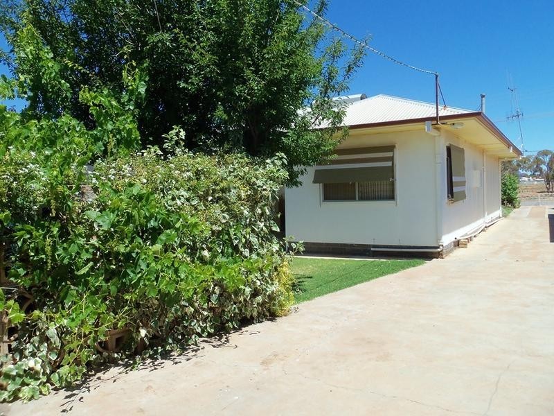 8 Brooks Street, Broken Hill NSW 2880