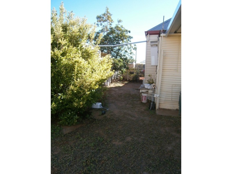 235 Zebina Street, Broken Hill NSW 2880