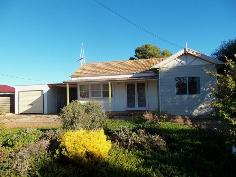5 Racecourse Road, Broken Hill NSW 2880