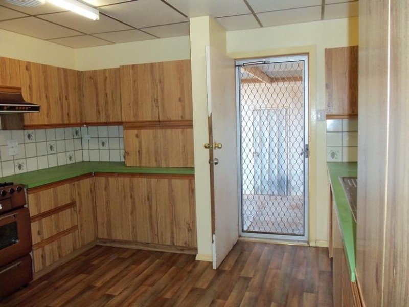 5 Racecourse Road, Broken Hill NSW 2880