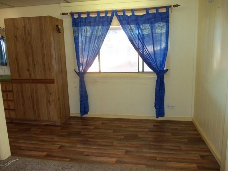 5 Racecourse Road, Broken Hill NSW 2880