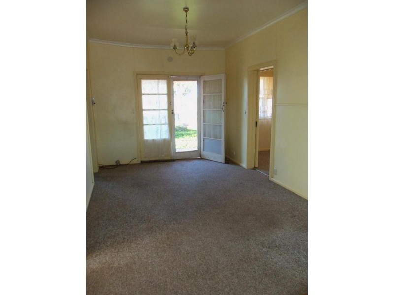 5 Racecourse Road, Broken Hill NSW 2880