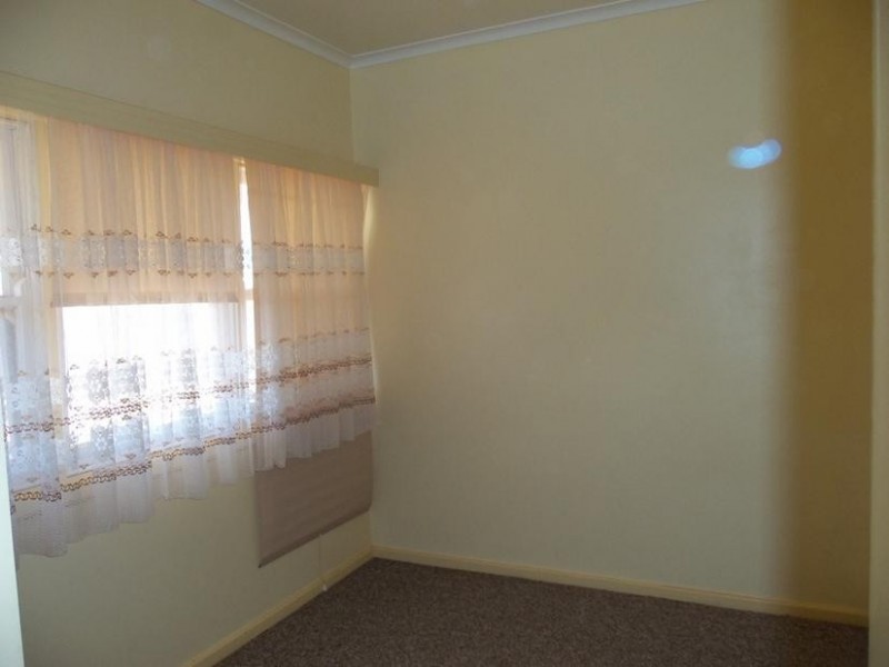 5 Racecourse Road, Broken Hill NSW 2880
