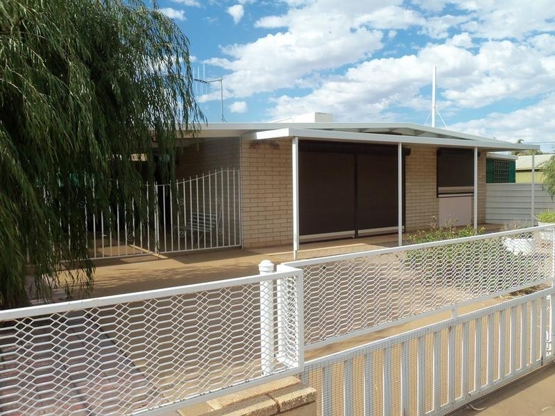 100 Kaolin Street, Broken Hill NSW 2880