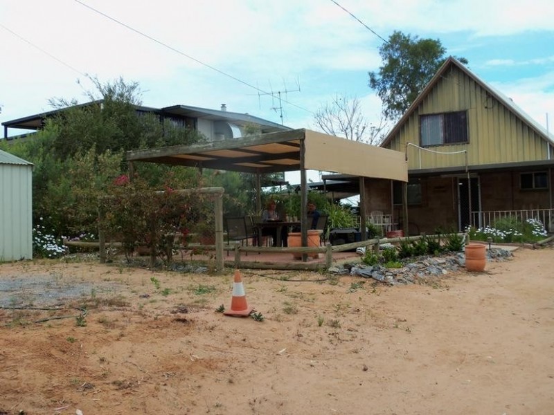 35 Kingfisher Avenue, Sunset Strip, Menindee NSW 2879