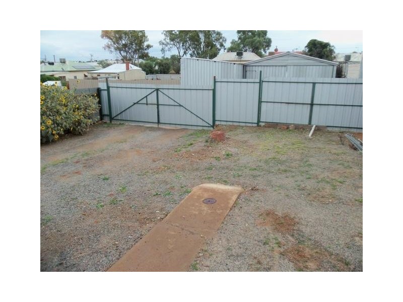 196 Carbon St, Broken Hill NSW 2880